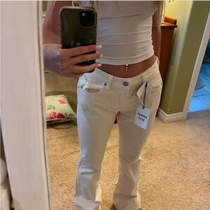 brand new Aritzia Sunday best cream low rise wide leg jeans